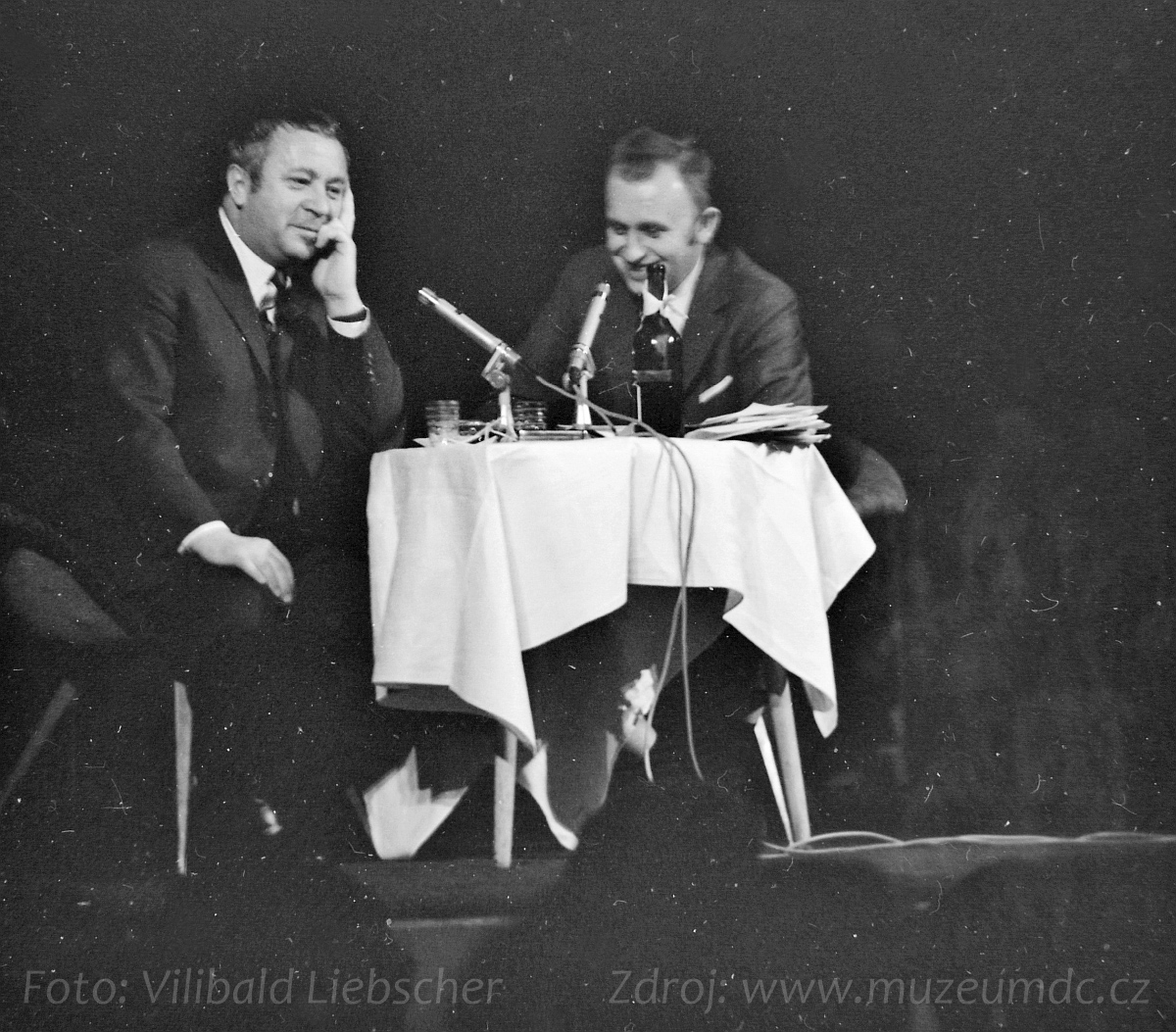 Miroslav Horníček a Ivo Niderle při vystoupení v Děčíně